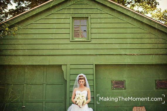 Cleveland Modern Wedding Photographer