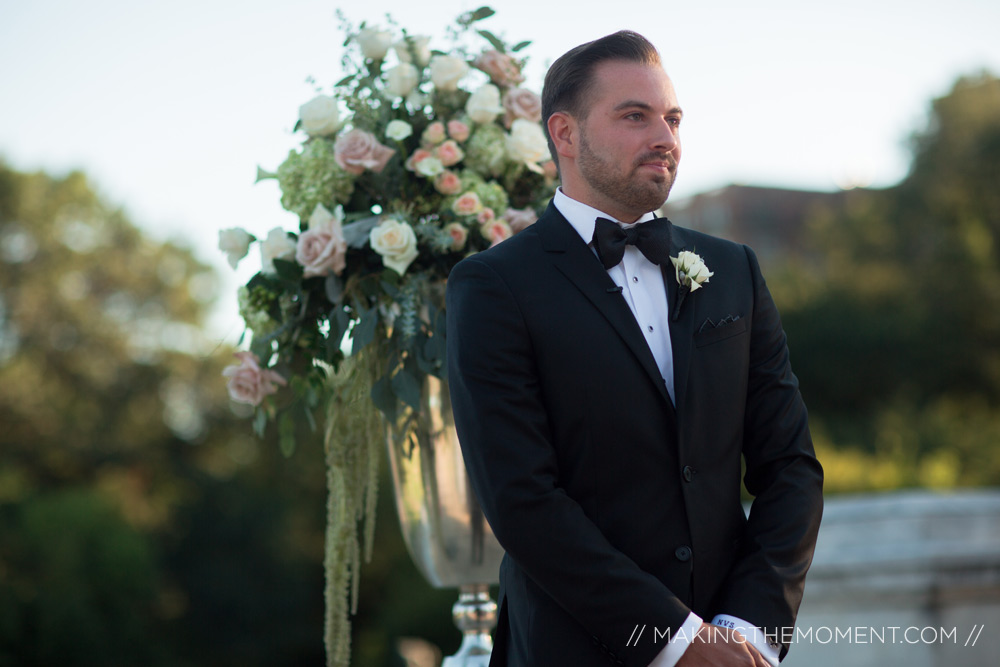 Outdoor wedding cleveland Art Museum