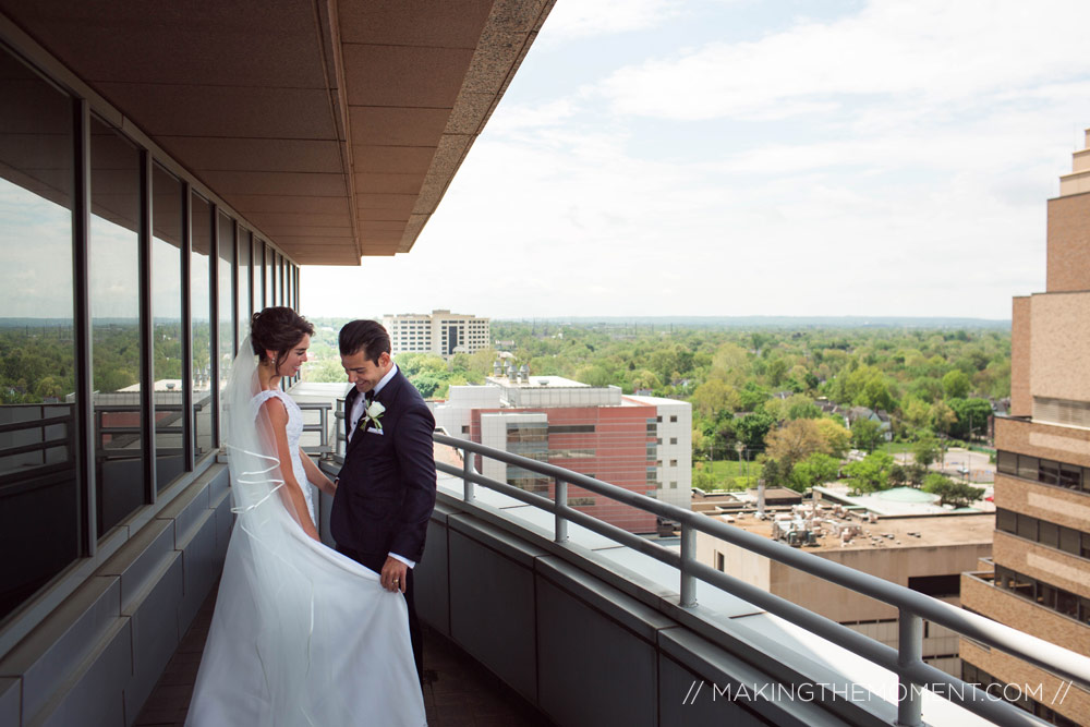 candid wedding photographers in cleveland