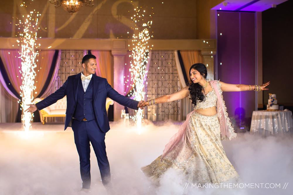 Cleveland Wedding Photographer First Dance