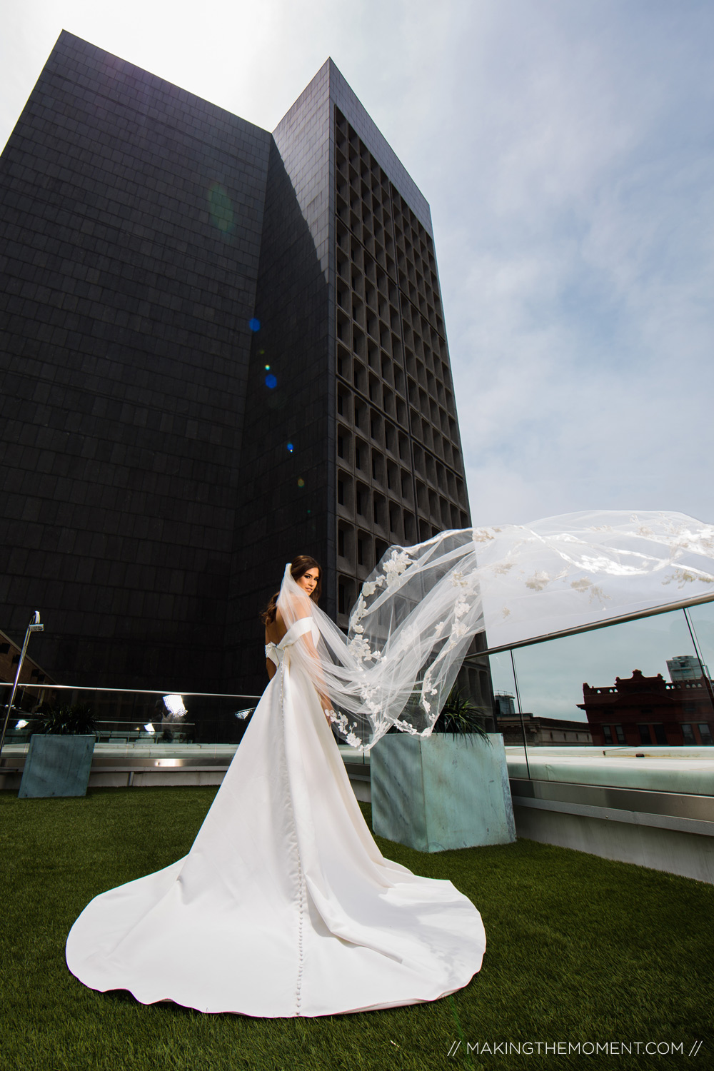 metropolitan 9 rooftop wedding cleveland