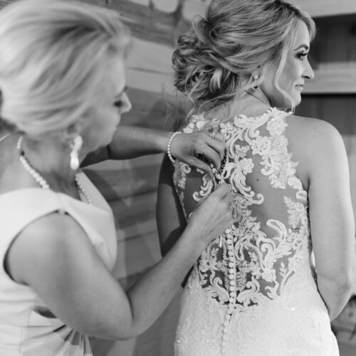 Cleveland Wedding Photographer Dress