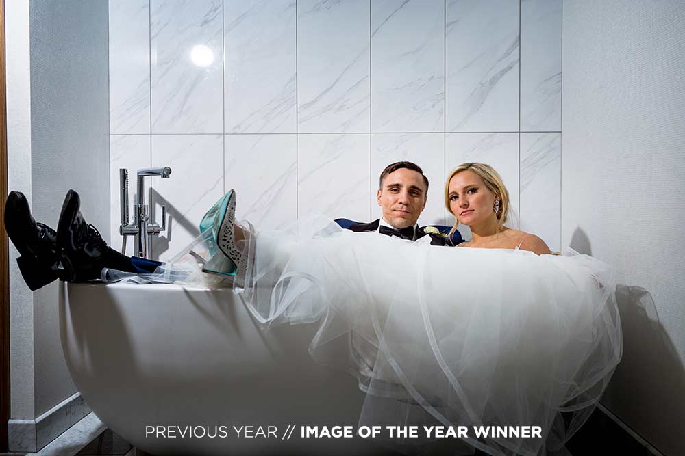 Creative wedding photography inspiration in cleveland couple in a bathtub