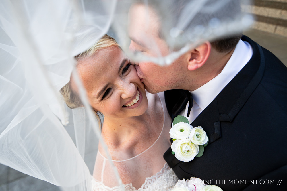 fun wedding photographers in cleveland ohio